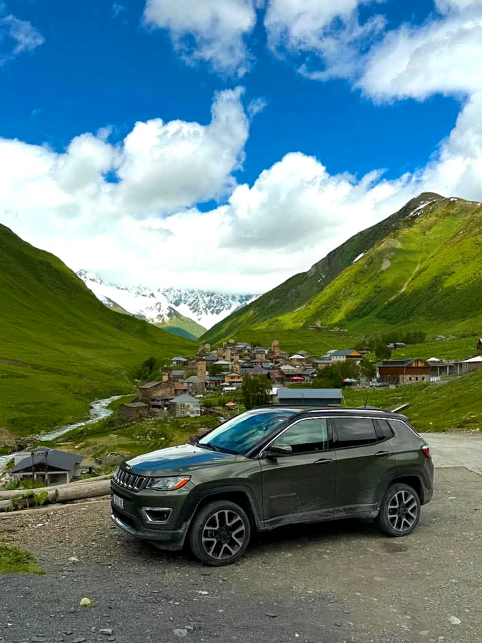 Jeep Compass в горах Сванетии, аренда авто Boss Tours